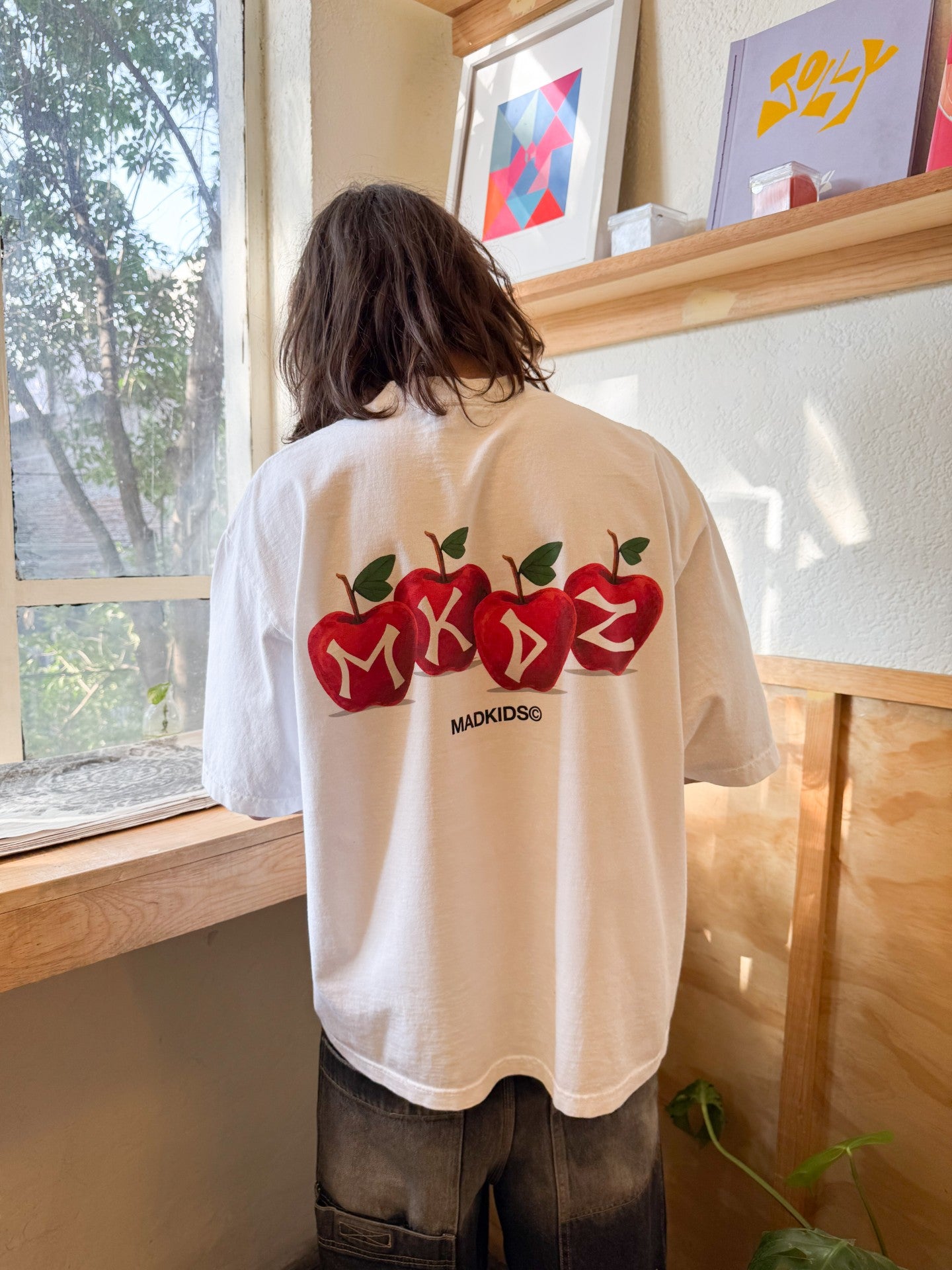 Apple Tee (Off White)