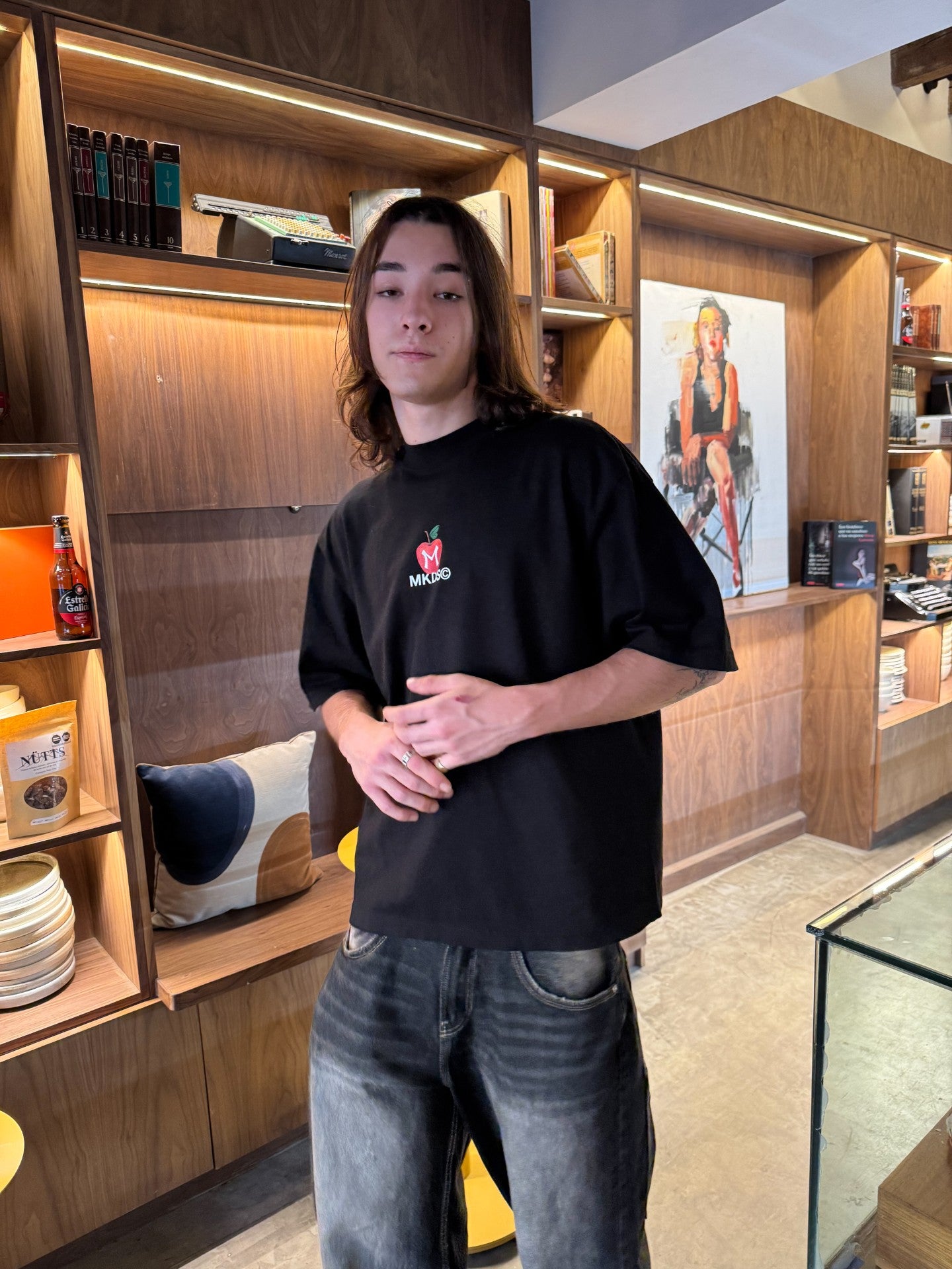 Apple Tee (Black)