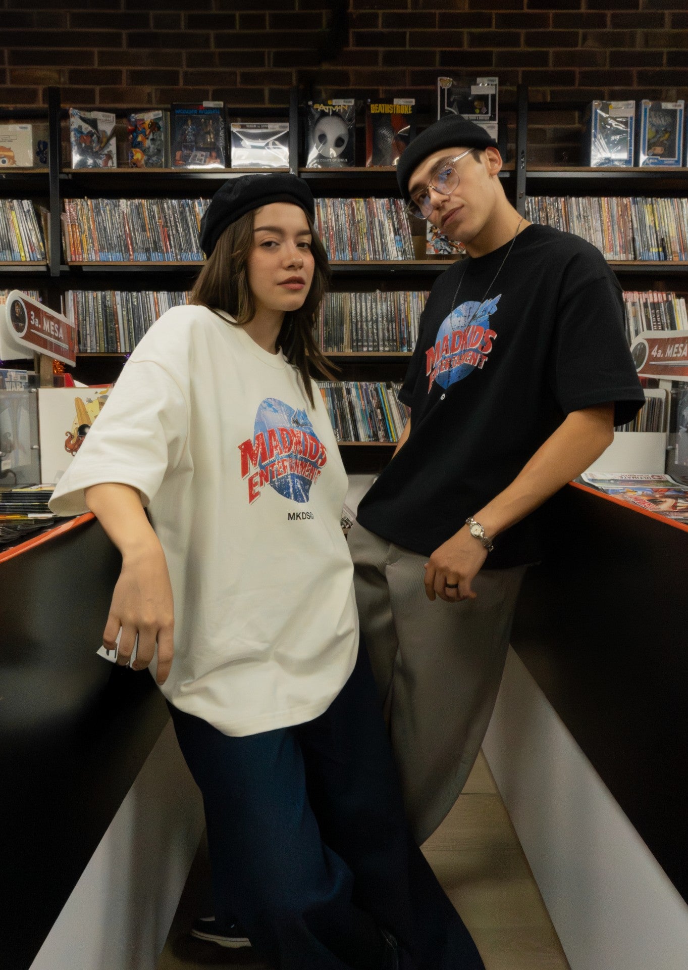 Entertainment Tee (Black)