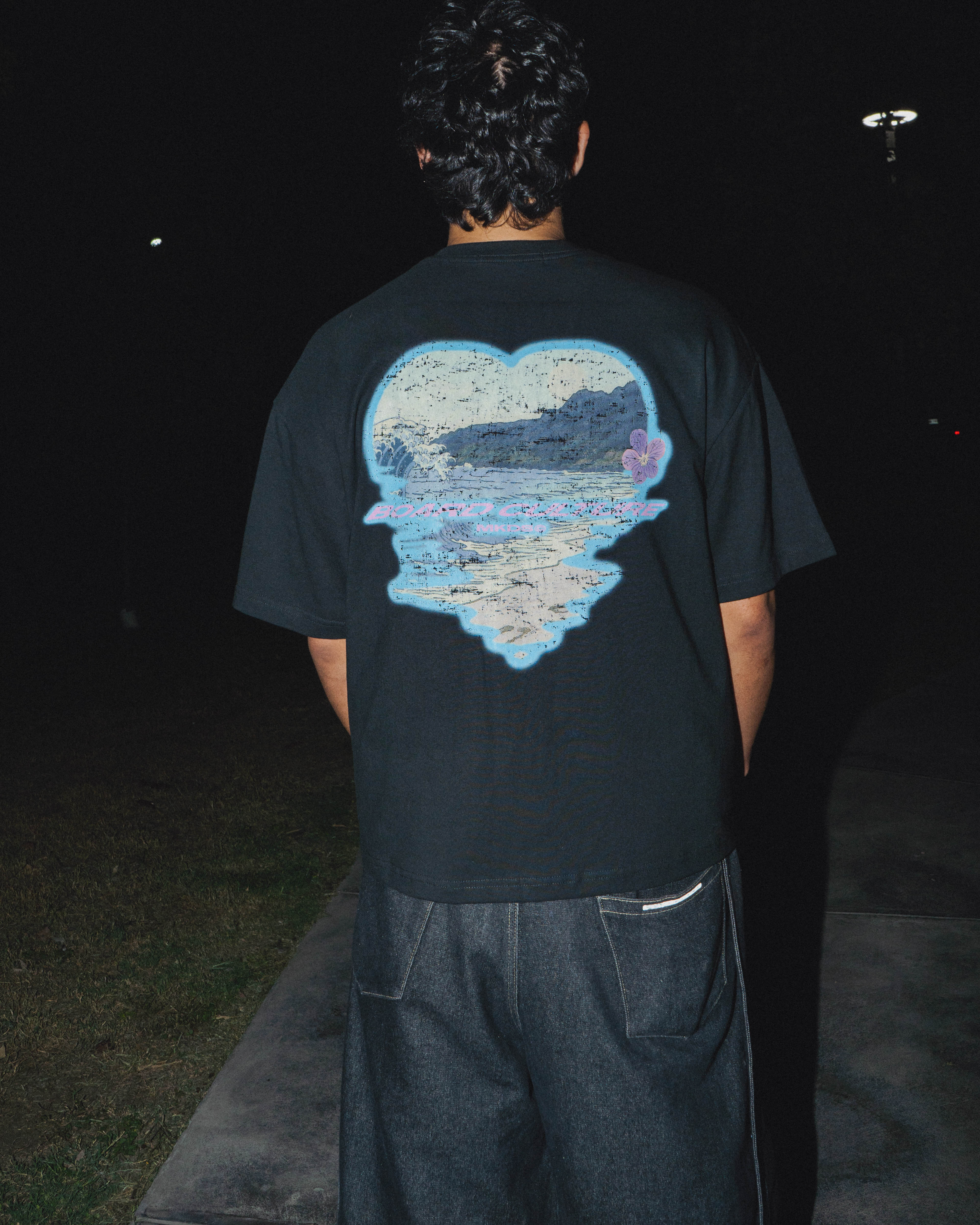 Breaking Wave Tee (Black)