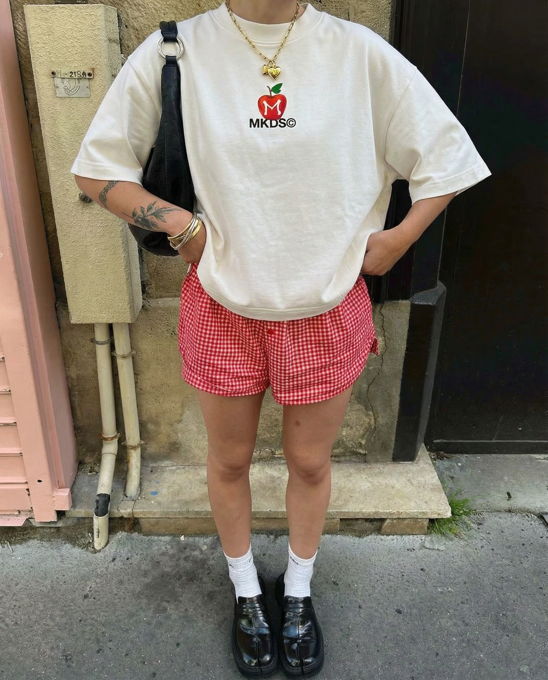 Apple Tee (Off White)