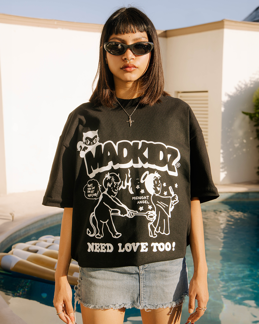 Need Love Relaxed Fit T-Shirt (Black)