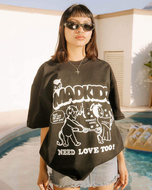 Need Love Relaxed Fit T-Shirt (Black)