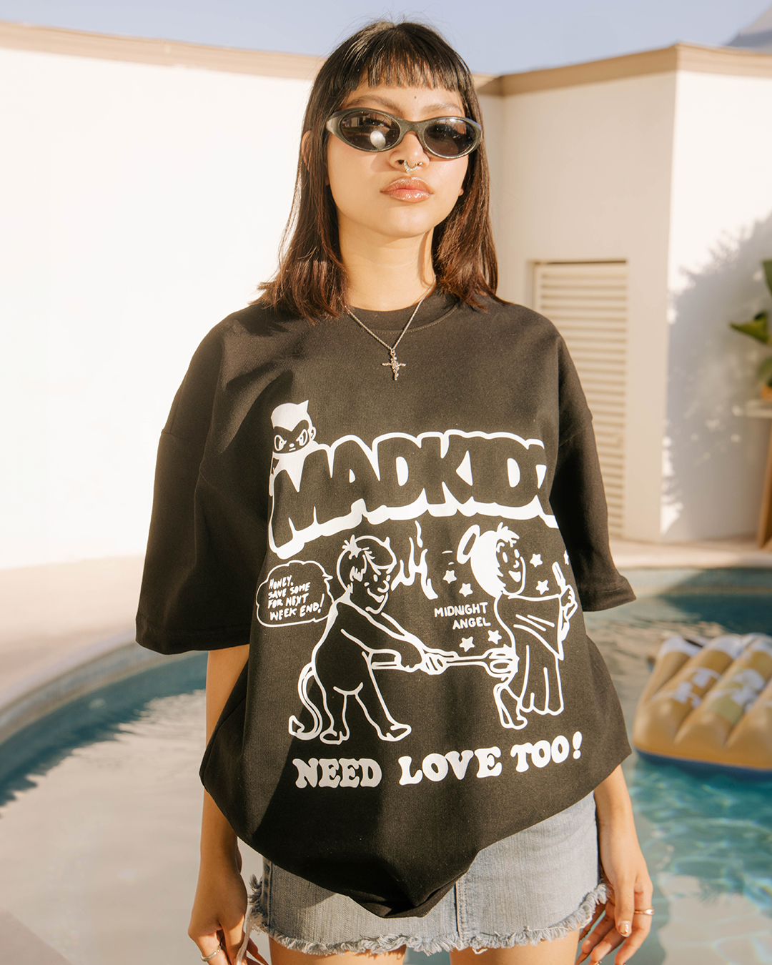 Need Love Relaxed Fit T-Shirt (Black)