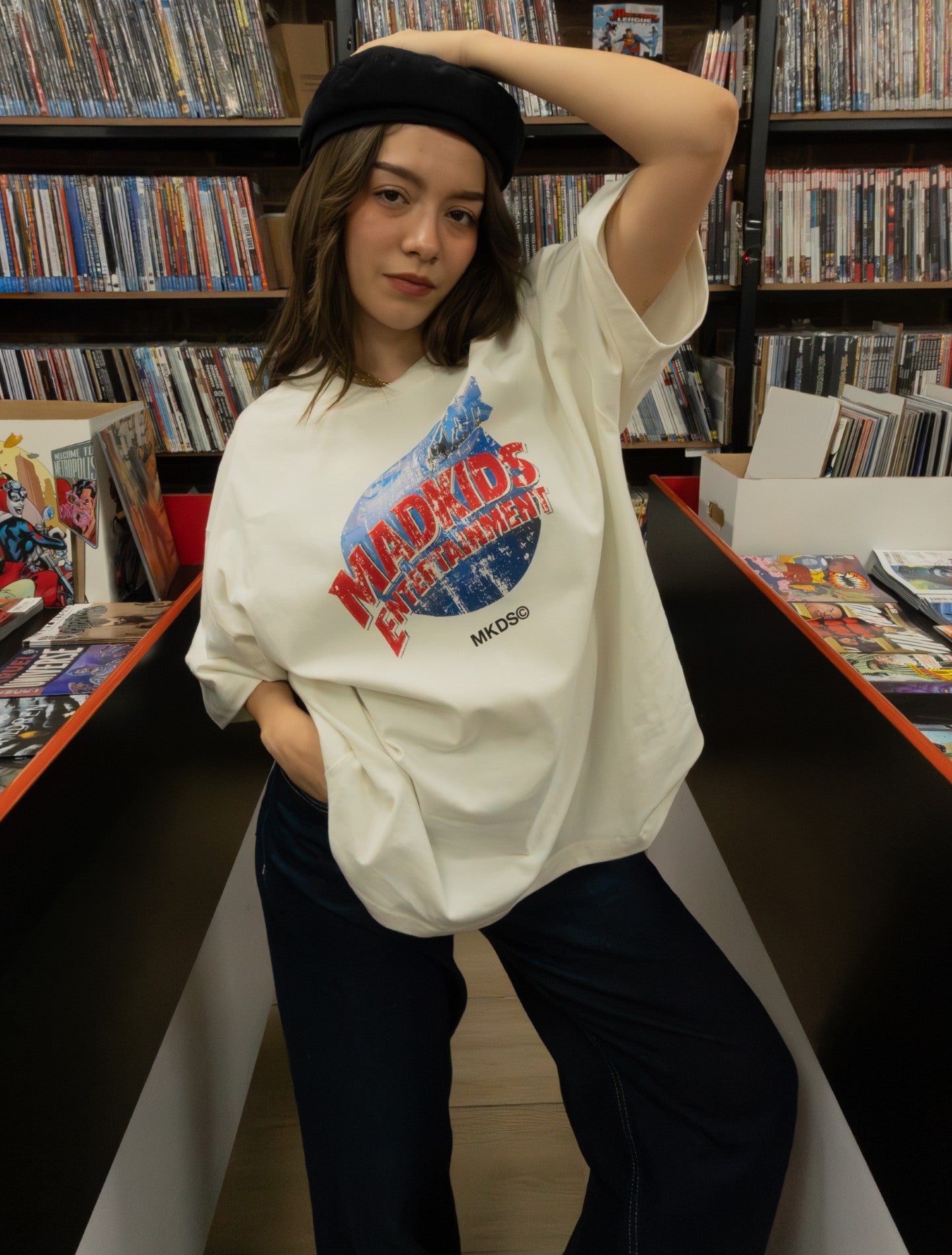 Entertainment Tee (Nude)