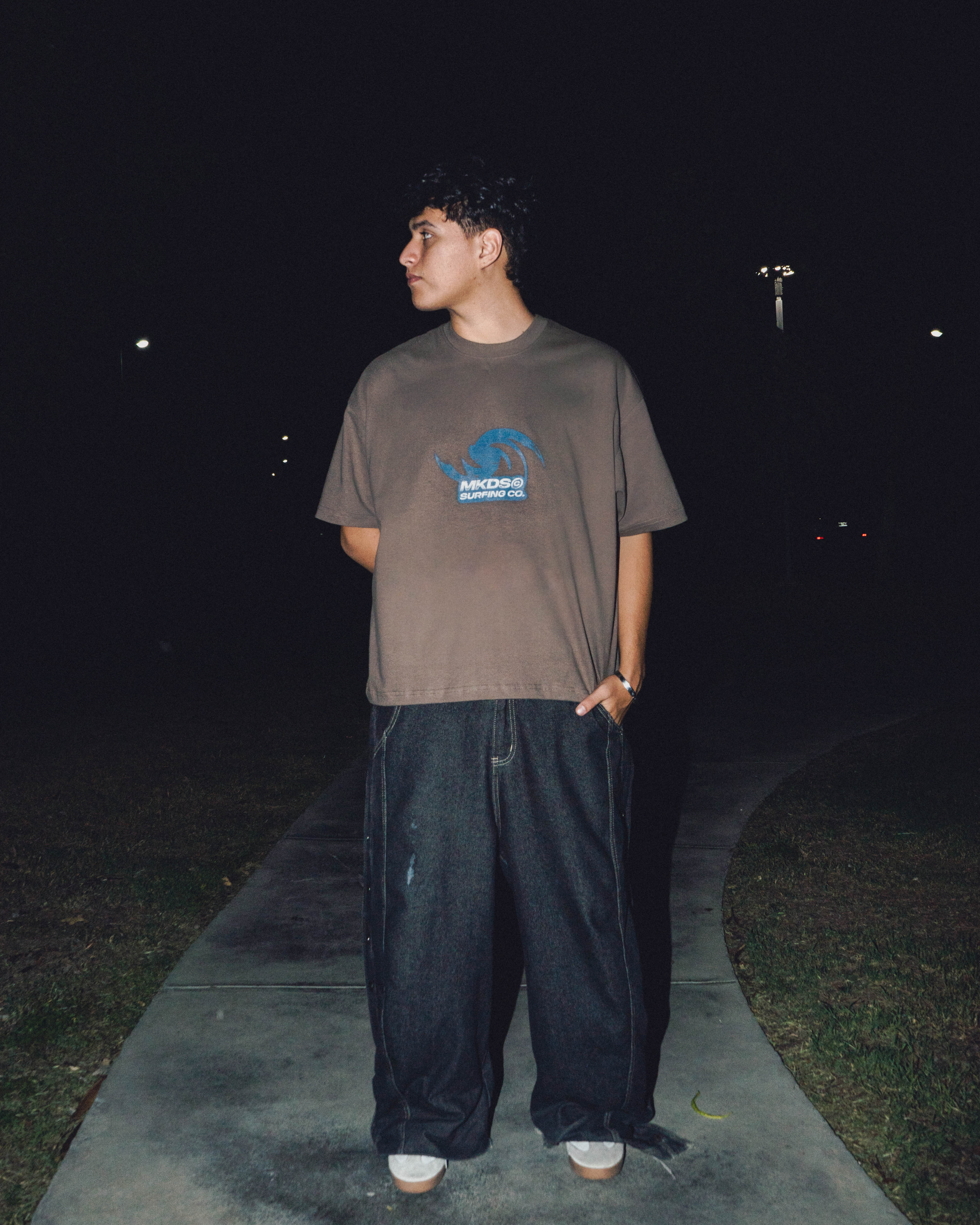Surfing Tee (Moka)