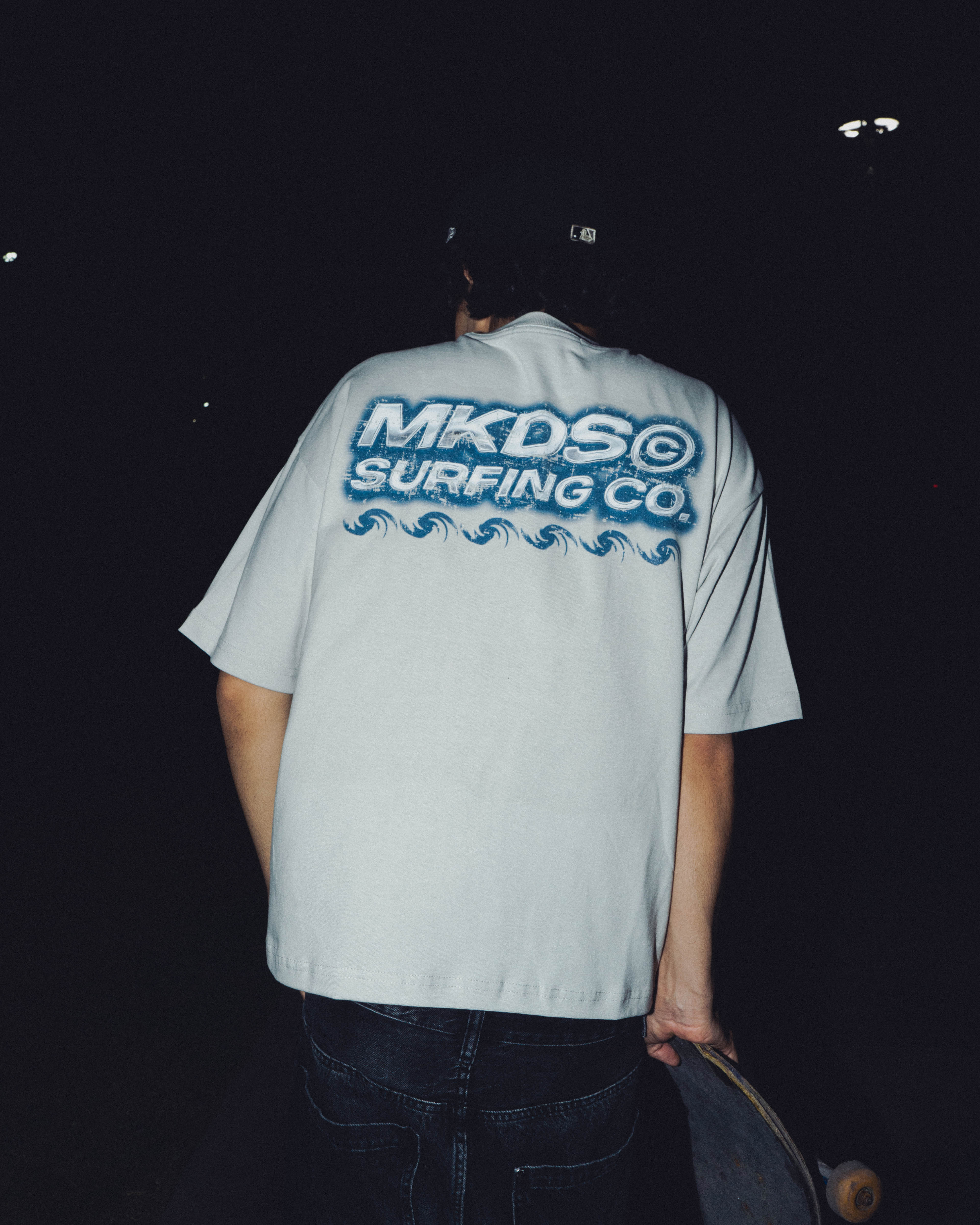 Surfing Tee (Concrete)